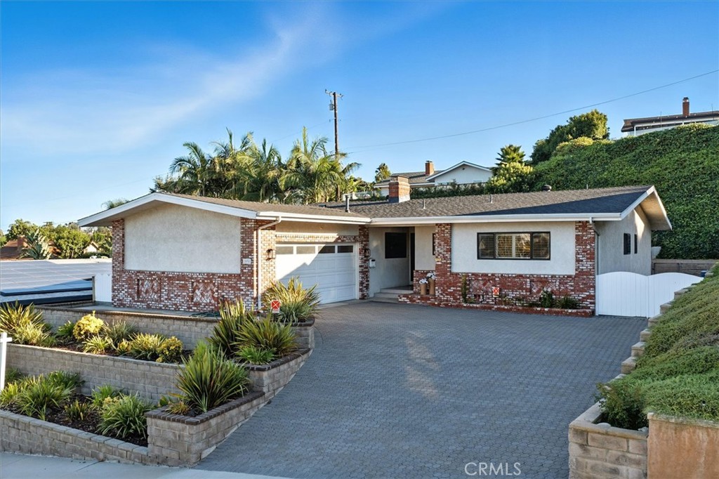 Welcome to this beautifully remodeled residence nestled in the desirable Eastview neighborhood of Rancho Palos Verdes. Offering access to the award-winning Palos Verdes Peninsula Unified School District, this home blends comfort, style, and convenience. Inside, you’ll find 4 spacious bedrooms and 2 updated bathrooms, along with inviting living spaces that include a family room, dining room, and a bright kitchen with a breakfast nook—perfect for casual meals or morning coffee. Step outside to your beautiful, spacious backyard designed for entertaining. Enjoy gatherings on the expansive patio and sprawling grass lawn. This home is situated in a prime location close to major shopping centers, dining, and freeway access, this home offers the best of Rancho Palos Verdes living!