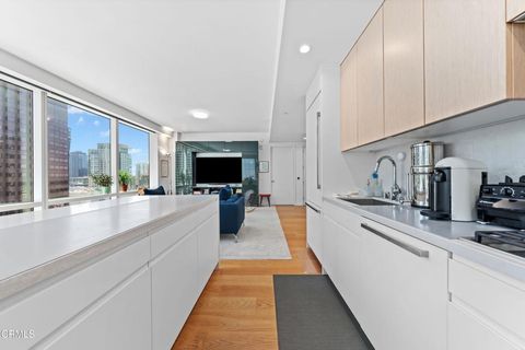 Photo of 877 Francisco Street #1506, Los Angeles, CA 90017 (MLS # P1-24356)