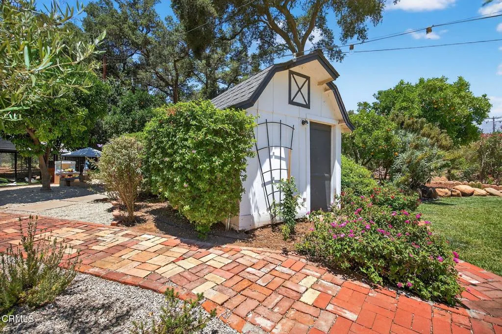 Ojai, California 93023, United States, 3 Bedrooms Bedrooms, ,2 BathroomsBathrooms,Residential,Active,177734