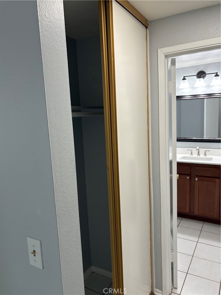 Brookview (BRK1) - Residential Lease