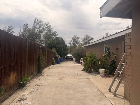 Tiny photo for 15169 Sequoia Avenue, Fontana, CA 92335 (MLS # WS26225837)