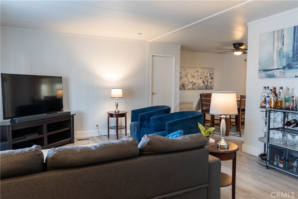 251 S Colorado River 38