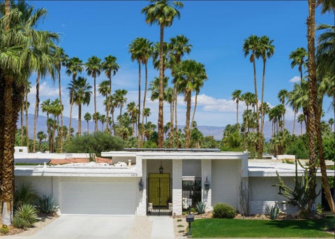 Photo of 1502 E Sierra Way, Palm Springs, CA 92264 (MLS # 219153021PS)