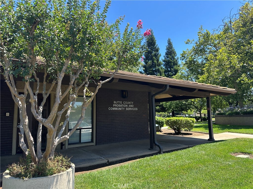 1370 Ridgewood Drive