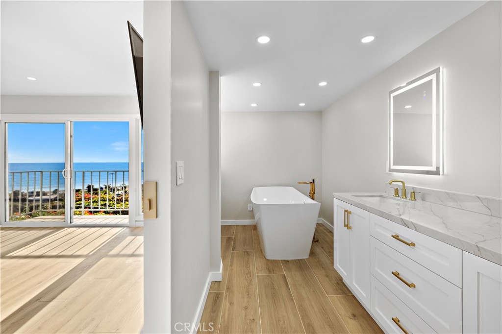 Dana Bluffs (DB) - Residential