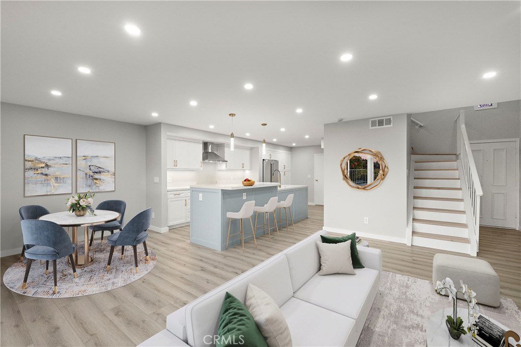 25836 Dana Bluffs W 32