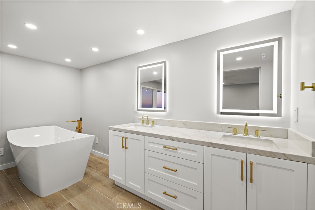 Dana Bluffs (DB) - Residential