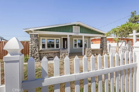 MLS: CV26212818