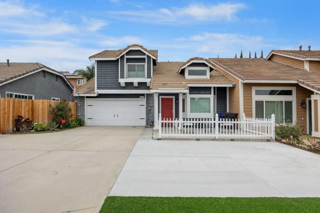 Photo of 12320 Mint Court, Rancho Cucamonga, CA 91739 (MLS # 219148444DA)