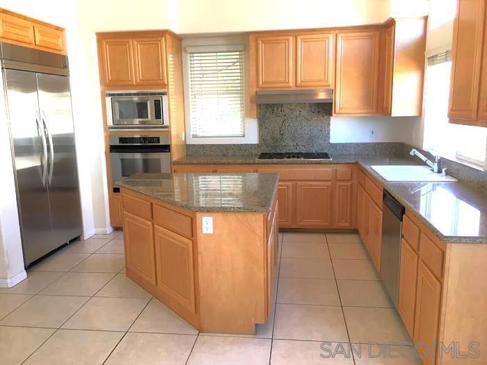 3872 Quarter Mile Drive