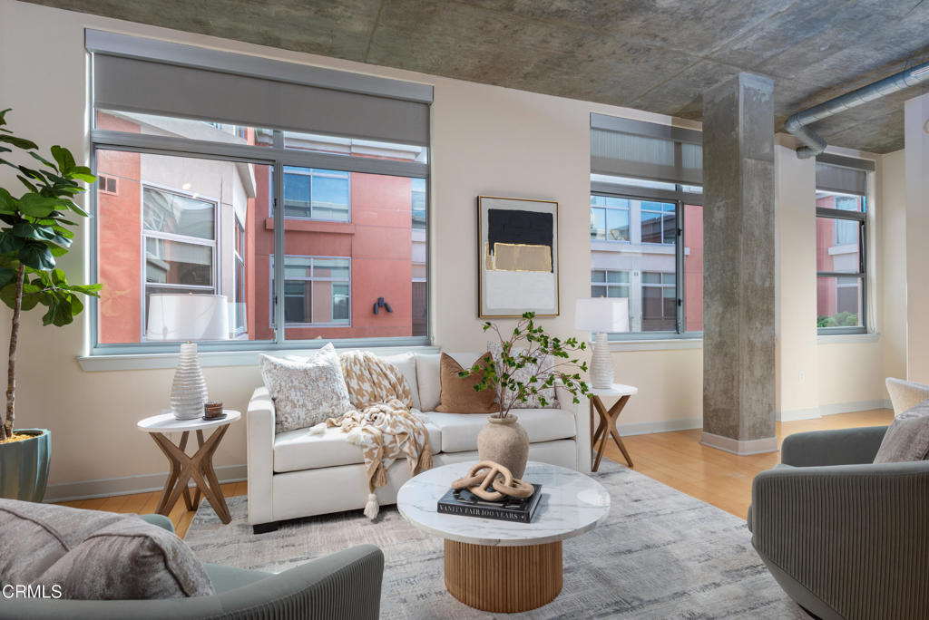 840 E Green Street 309