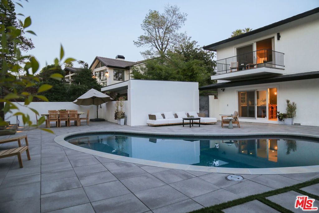 Photo of 11801 Susan Drive, Granada Hills, CA 91344 (MLS # 26719405)