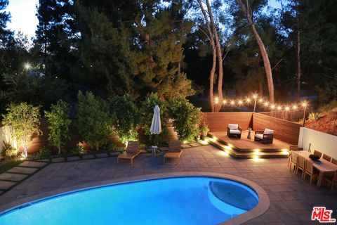 Photo of 11801 Susan Drive, Granada Hills, CA 91344 (MLS # 26719405)