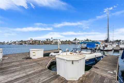 Photo of 4045 Warner Ave Ave, Huntington Beach, CA 92649 (MLS # OC25223472)