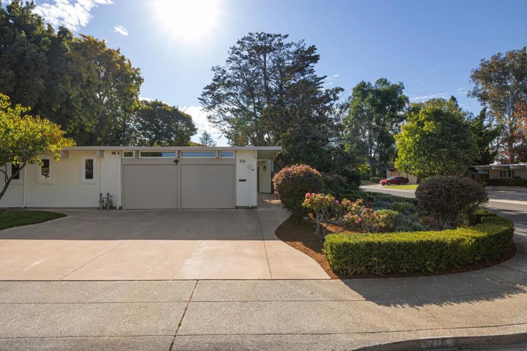 716 Gailen Avenue