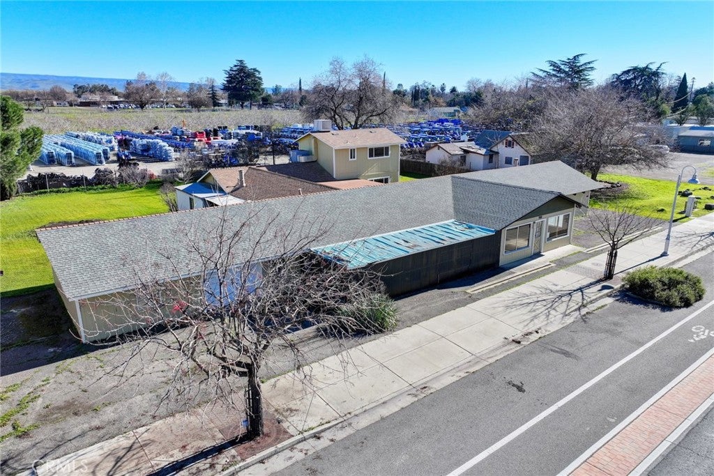 7918 HWY 99 E