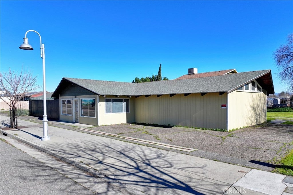 7918 HWY 99 E