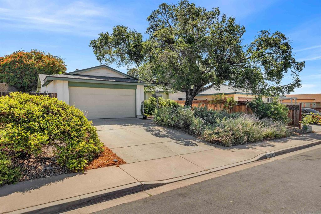 10149 Carreta Dr