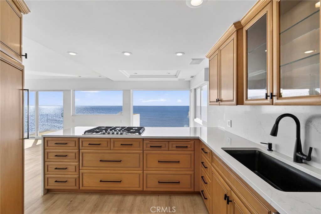 267 Avenida Lobeiro E