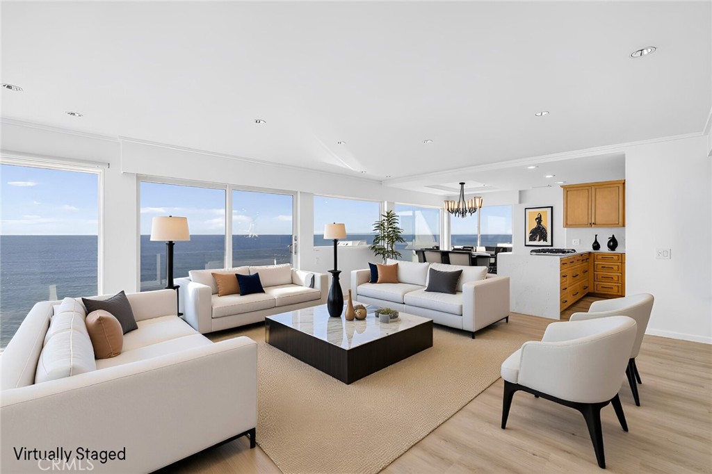 267 Avenida Lobeiro E