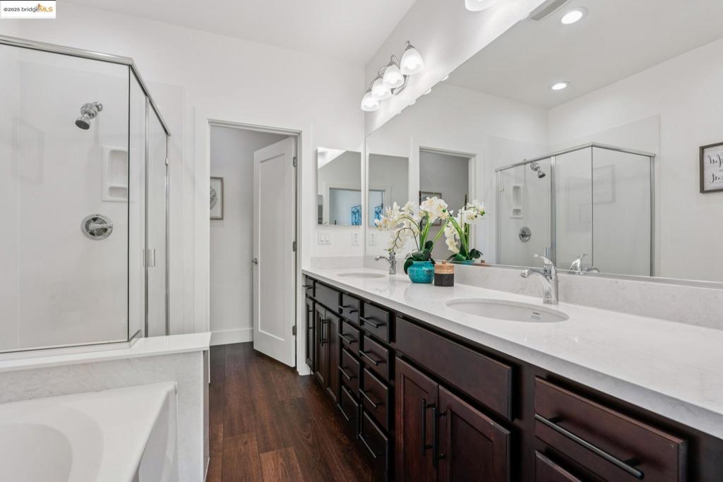 EL CERRITO - Residential