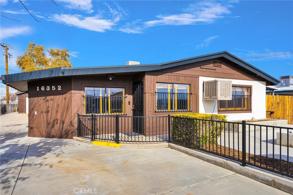 16352 Del Norte Drive