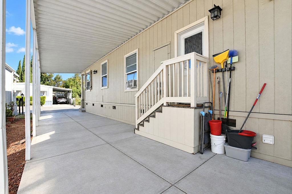 2151 Oakland Road 89