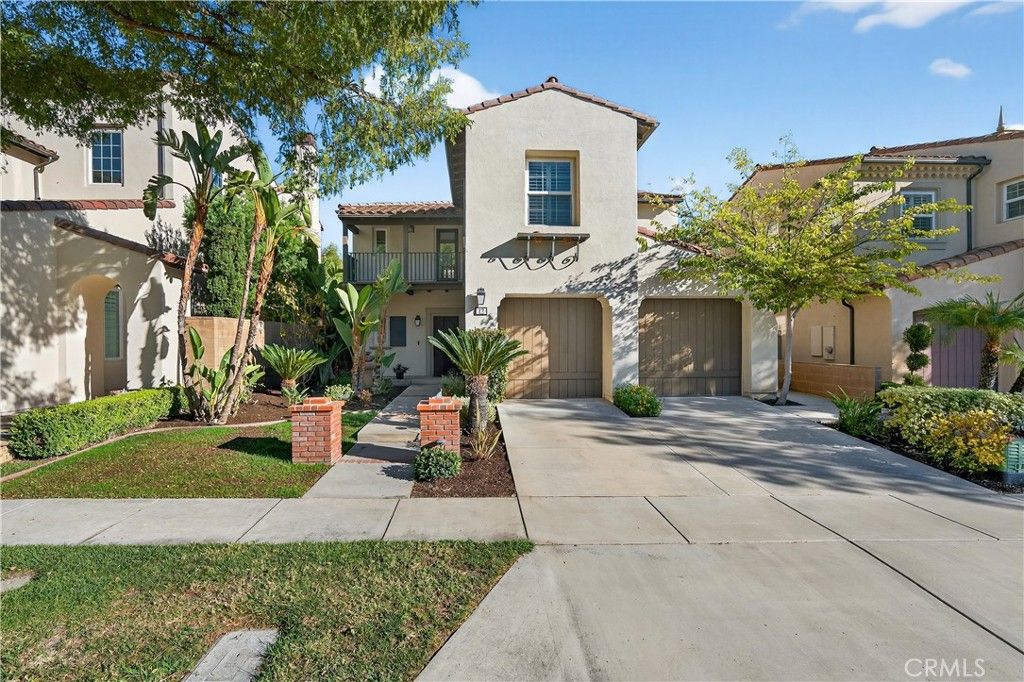 Photo of 12 Inglenook, Irvine, CA 92602 (MLS # OC25232040)