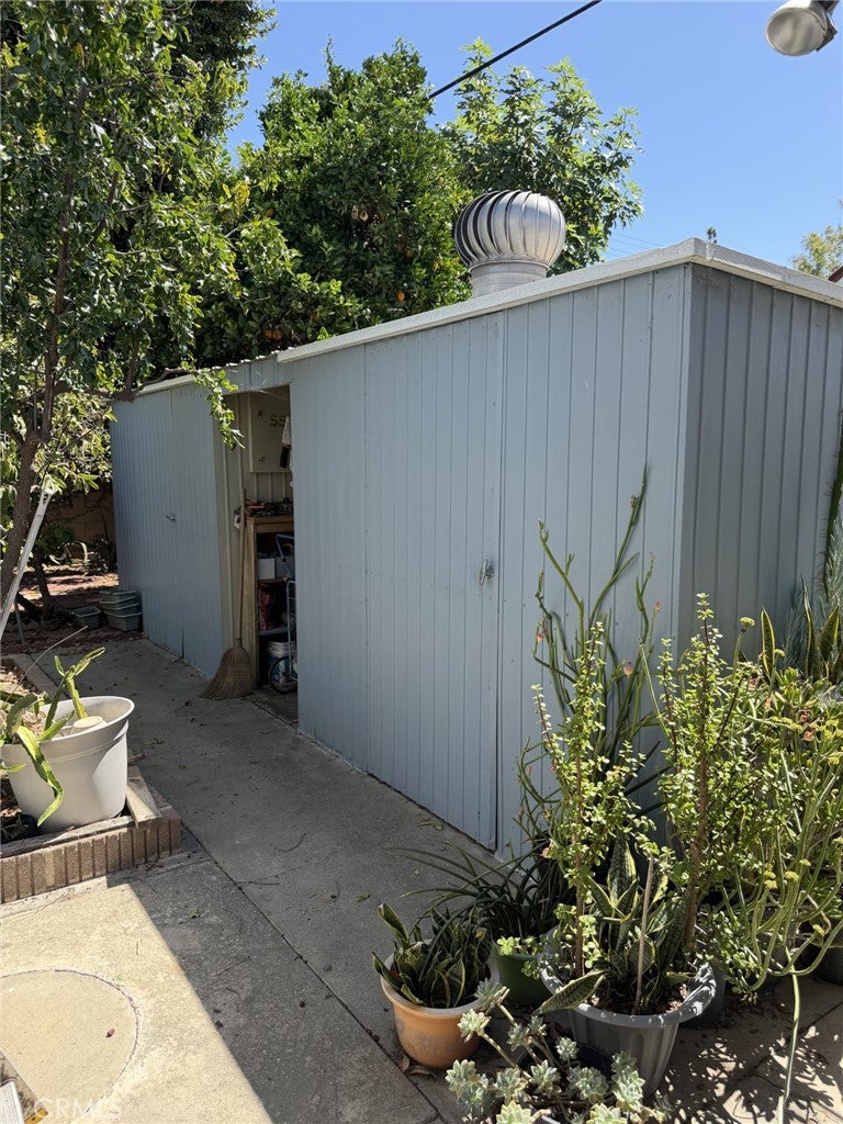 19127 Pioneer Boulevard 90