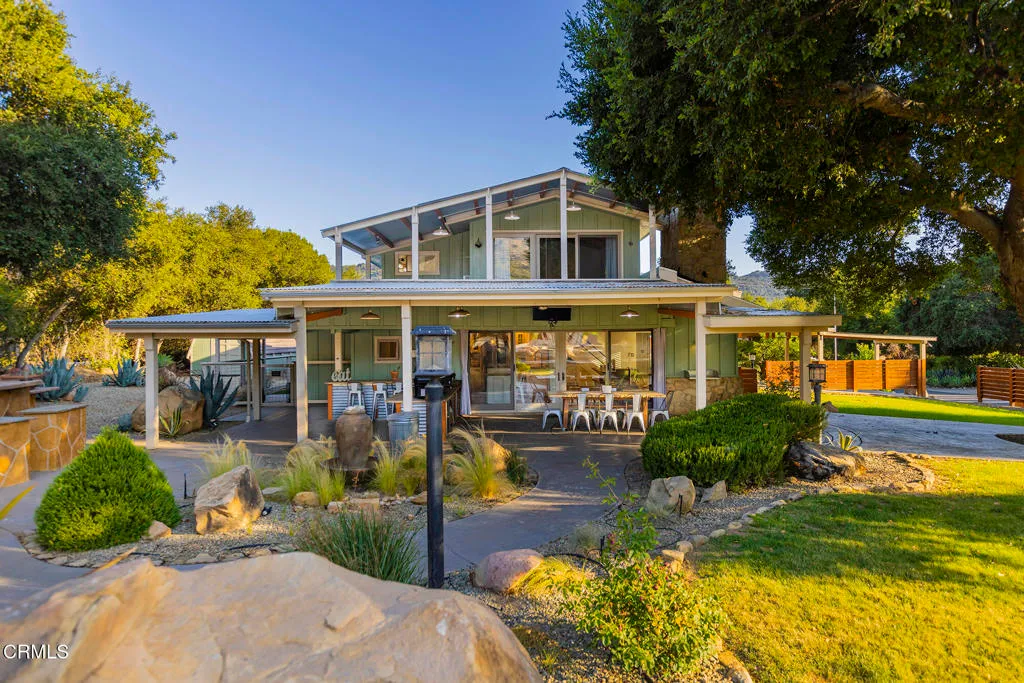 Ojai, California 93023, United States, 4 Bedrooms Bedrooms, ,3 BathroomsBathrooms,Residential,Active,180126