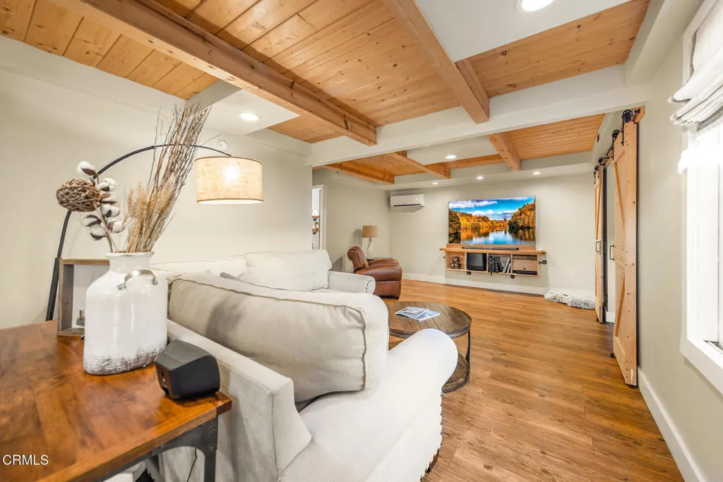 Ojai, California 93023, United States, 4 Bedrooms Bedrooms, ,3 BathroomsBathrooms,Residential,Active,180126