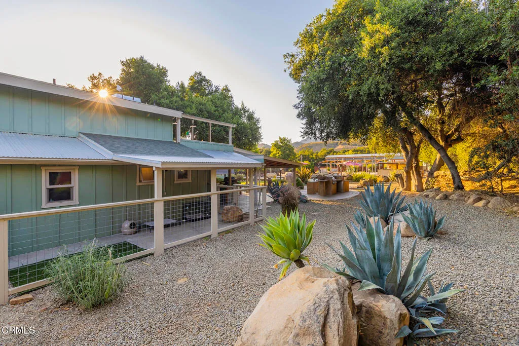 Ojai, California 93023, United States, 4 Bedrooms Bedrooms, ,3 BathroomsBathrooms,Residential,Active,180126