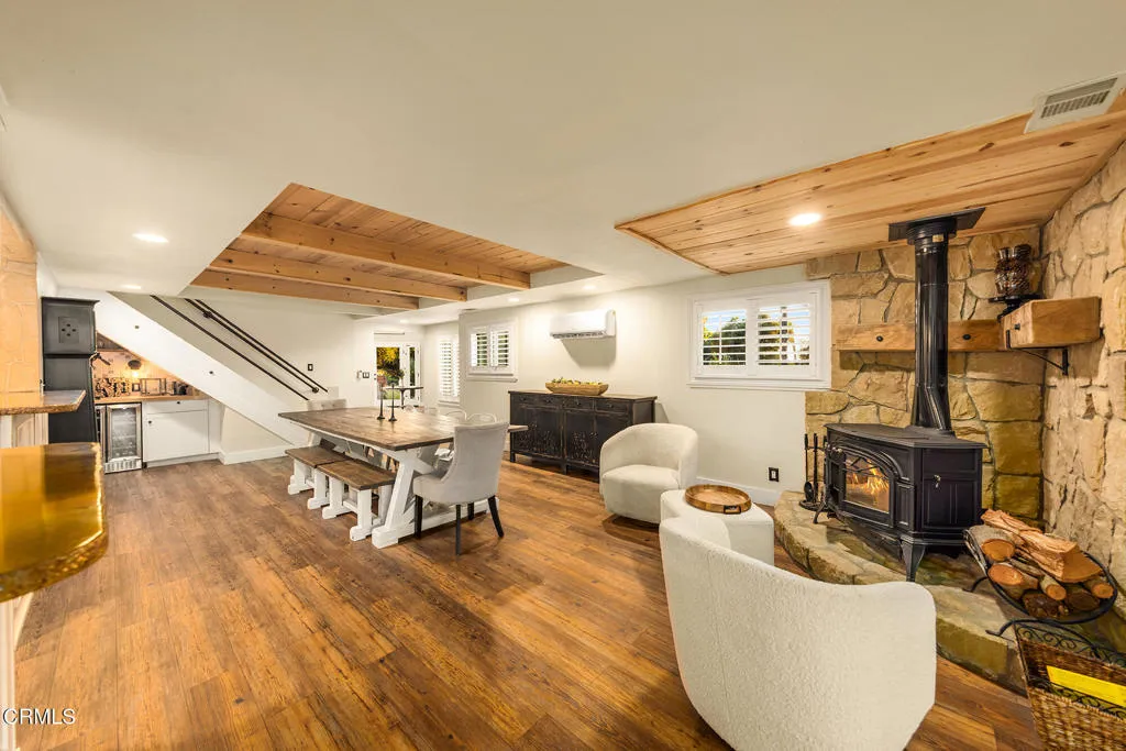 Ojai, California 93023, United States, 4 Bedrooms Bedrooms, ,3 BathroomsBathrooms,Residential,Active,180126