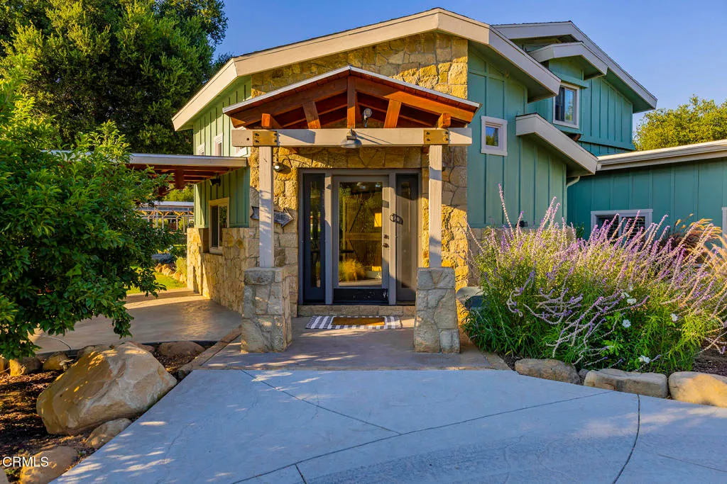 Ojai, California 93023, United States, 4 Bedrooms Bedrooms, ,3 BathroomsBathrooms,Residential,Active,180126