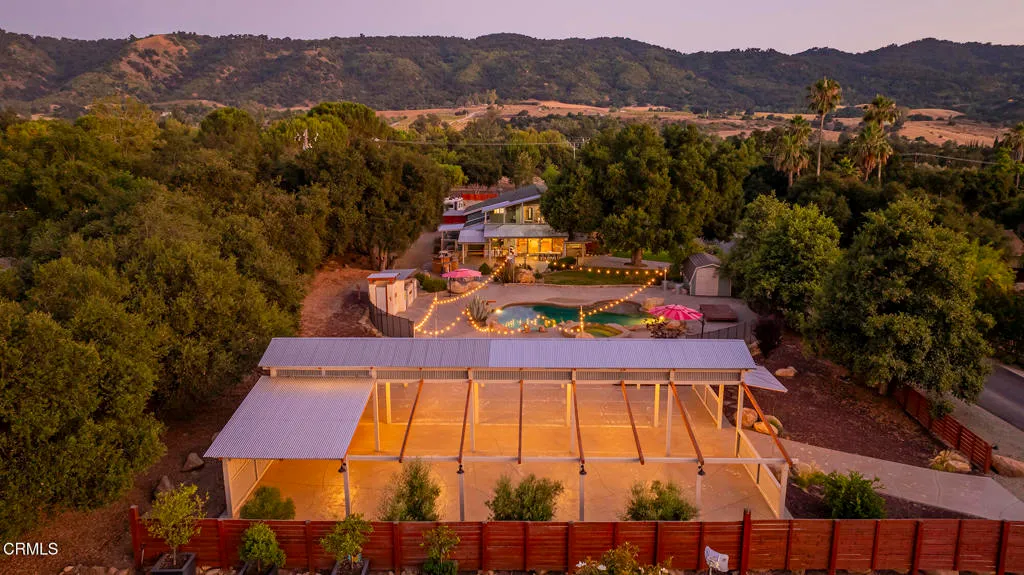 Ojai, California 93023, United States, 4 Bedrooms Bedrooms, ,3 BathroomsBathrooms,Residential,Active,180126