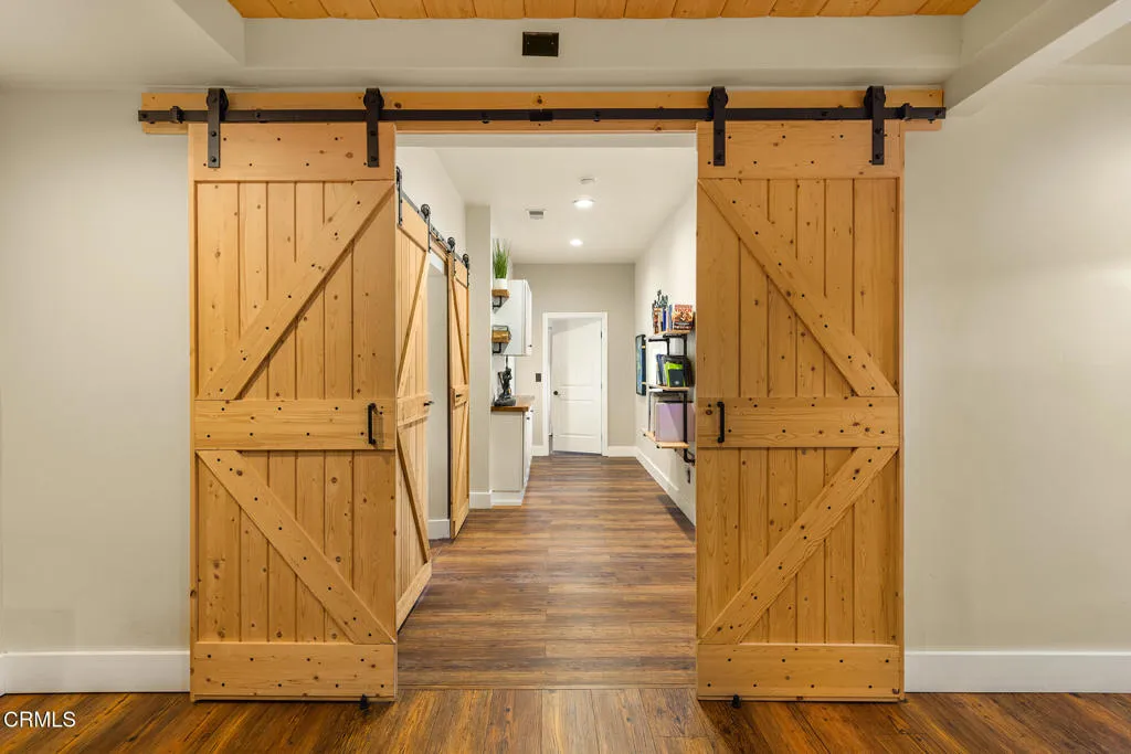 Ojai, California 93023, United States, 4 Bedrooms Bedrooms, ,3 BathroomsBathrooms,Residential,Active,180126