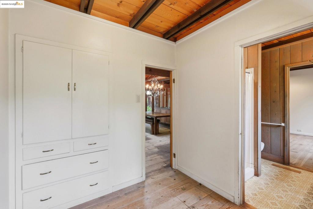 PARKMEAD AREA - Residential