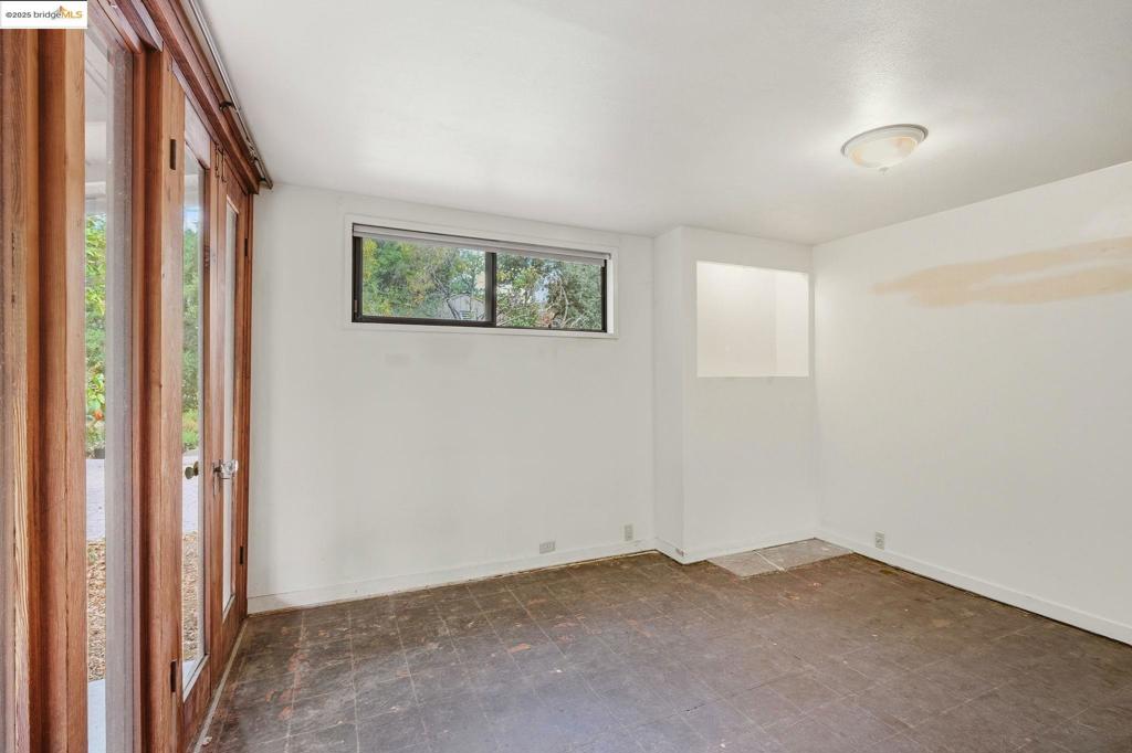 PARKMEAD AREA - Residential