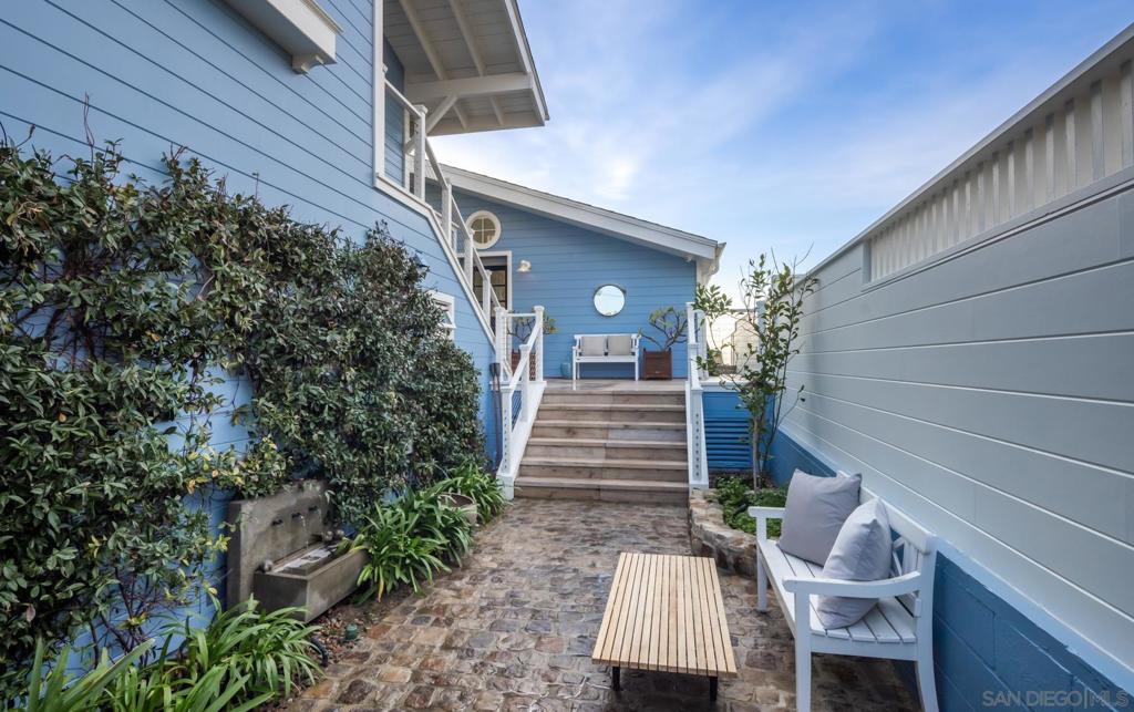 Del Mar - Residential