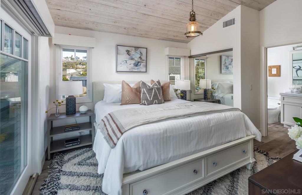 Del Mar - Residential