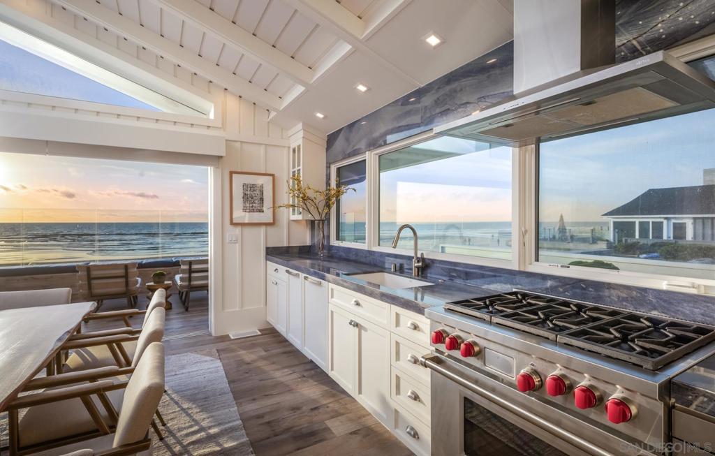 Del Mar - Residential