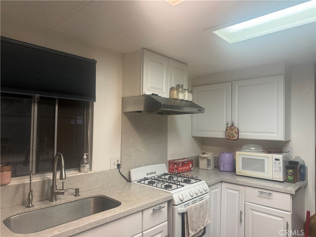 8111 Standford Ave. Spc 1