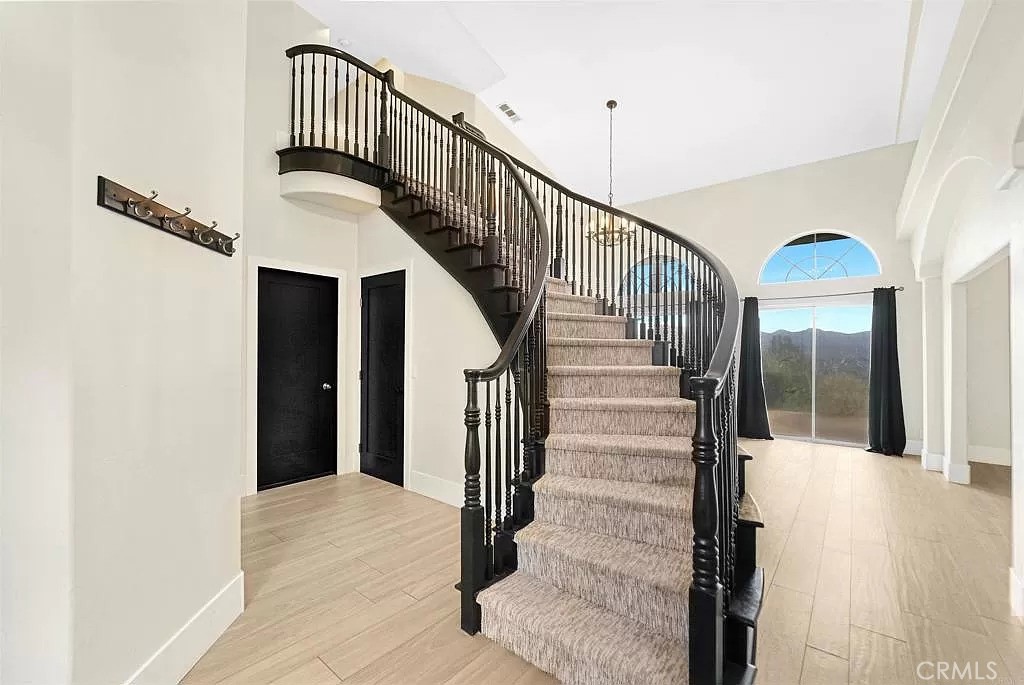 2560 Avenida Ocotillo