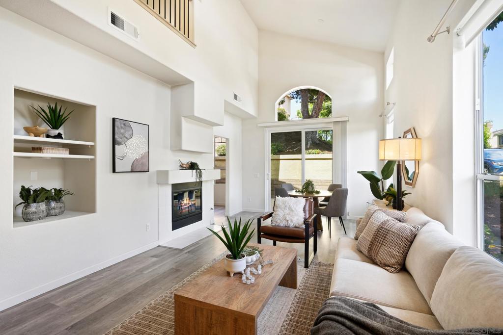 3696 Ruette De Ville Vl, San Diego CA 92130