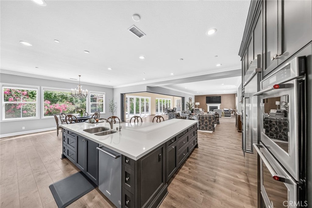 4090 Duke Dr