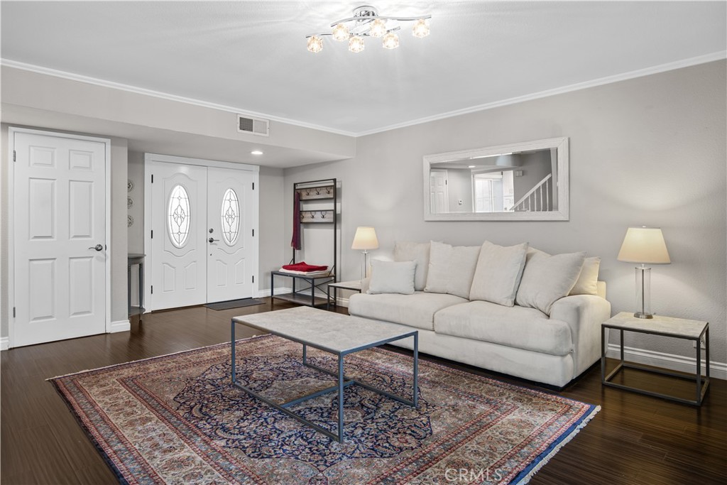 24306 Hillview