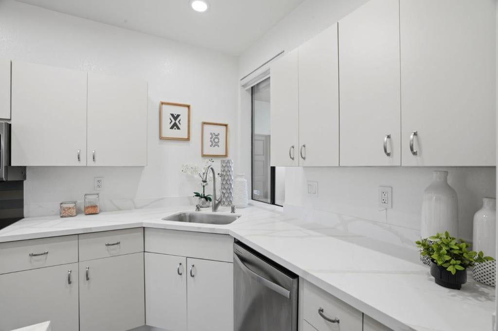 126 Shorebird Circle