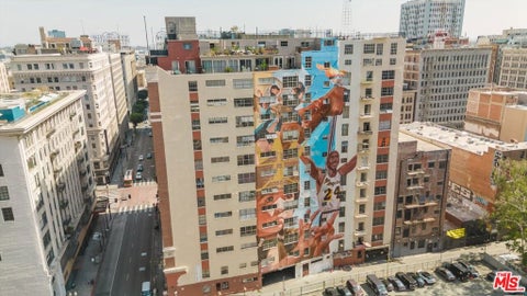Photo of 312 W 5th Street #1112, Los Angeles, CA 90013 (MLS # 26968597)