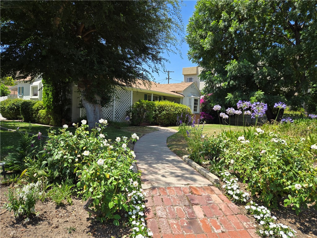 PLEASE, DO NOT DISTURB O0CCUPANTS! LAND VALUE ! Corner lot zoned RD1.5 - a winning combination of a rare corner lot and one of the most desirable Studio City neighborhoods: Colfax Meadows! One of a kind opportunity of location and a phenomenal development upside. Located just steps to The Radford Studio Center (formerly CBS,) prestigious Carpenter Charter School and Ventura Blvd.’s bustling shops, markets, restaurants, pubs, banks… to everything in this dynamic community. We’re a walkable location to Tujunga Village (Aroma Café, dozens of quaint boutiques, etc.) Woodbridge Park, Trader Joe’s, Farmers’ Market... We’re minutes to Universal Studios, City Walk, Weddington Park, Lakeside Golf Course, Fryman Estates hiking trail. All around us are Colfax Meadows’ luxury homes. Minutes to Disney, Warner Bros. and other studios. Being in the middle of such a vibrant, upscale area demographically and geographically, there’s high demand whether for purchase or for rentals. Folks, this property has an amazing potential in prime location.