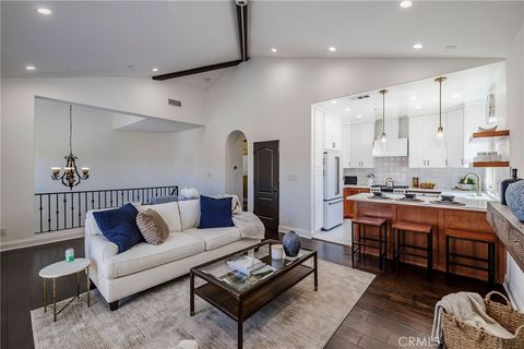 202 N Irena Avenue B Redondo Beach CA 90277